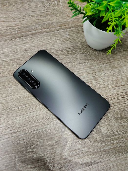 Телефон Samsung Galaxy A17 5G на 4/128Gb вдуже хорошому стані