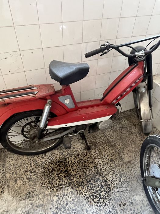 Motorizada Peugeot