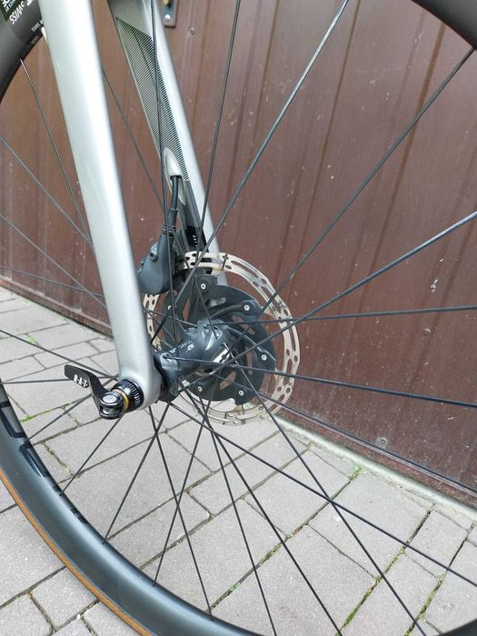 Rower szosowy Focus Izalco Max 9.7 | SRAM Force AXS | DT Swiss ERC 1400