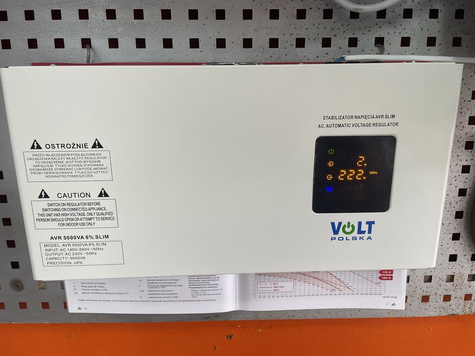 VOLT POLSKA 10000 VA Slim  стабілізатор напруги. 10 квт