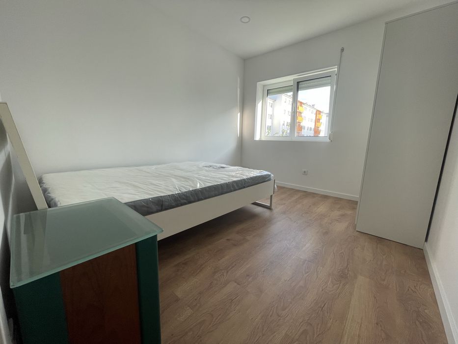 Quarto disponível a partir de 1 de outubro – Porto
