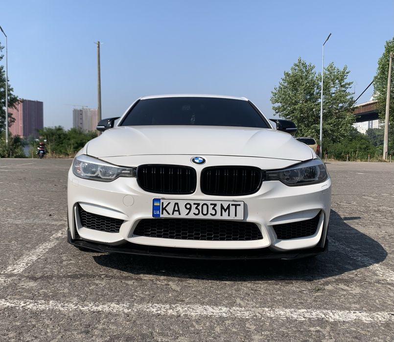 BMW 3 Series 2015 VIN WBA8E9G54GNT82490 фото оголошення 3 з 24