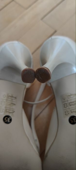 Sprzedam buty ślubne