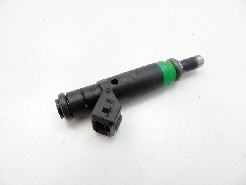 Wtryskiwacz Paliwa 4.4 N62 Bmw 5 6 7 X5 E60 E61 E63 E64 E65 E66 7525721