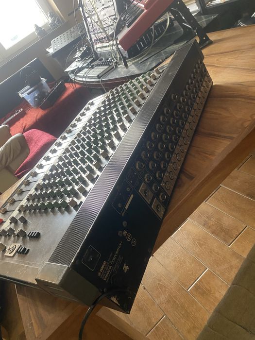 Mixer analogowy yamaha MC 1602
