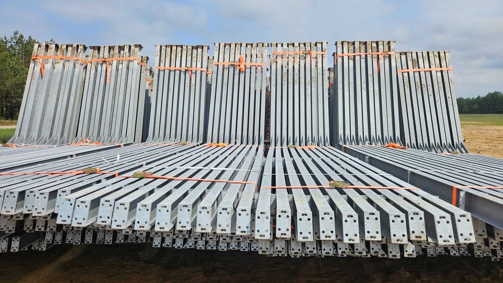 Konstrukcja stalowa 8.10x31.5 m wiata hala magazyn 255 m2