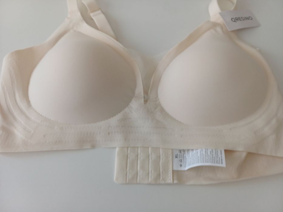 Sutiãs 5€ cada um )