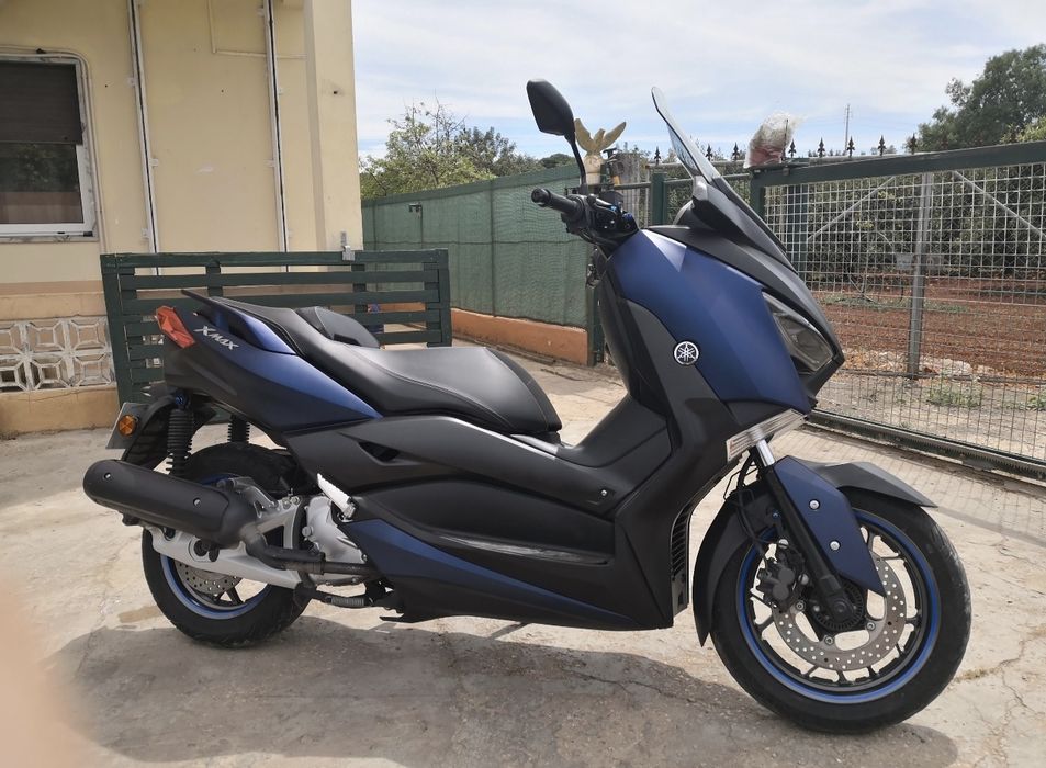 Yamaha Xmax 125 impecável