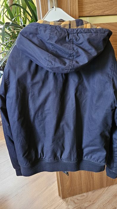 Kurtka przejściowa granatowa Bershka