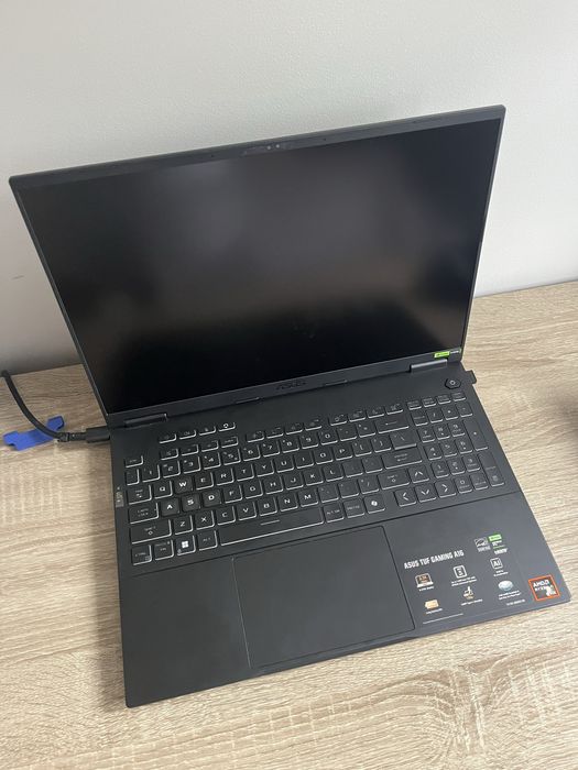 ASUS TUF gaming A16 AMD RYZEN AI 9 hx pro 370