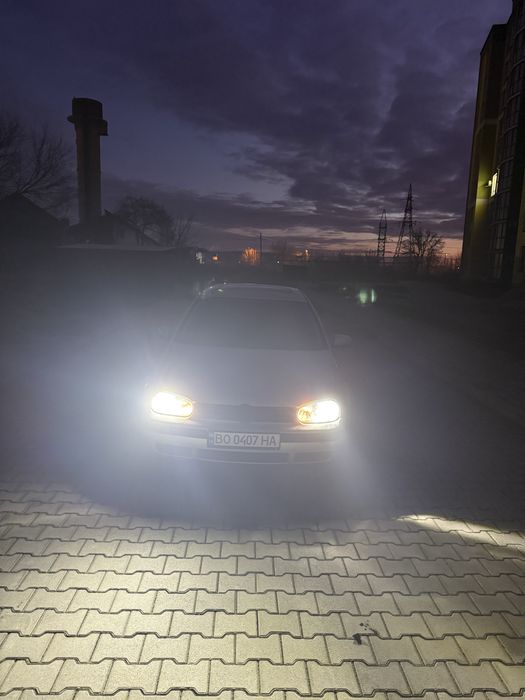 Volkswagen Golf 4 1998 1.4