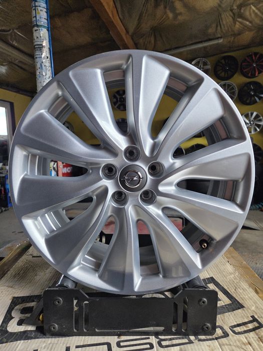 Felgi Aluminiowe Opel 7Jx19 ET38 5x108