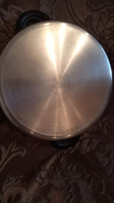 Кастрюля 3 л з нержавіючої сталі