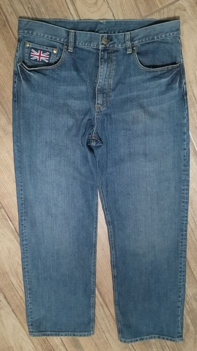 Jeansy Triumph 36/46