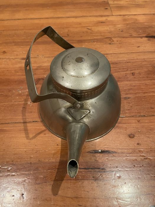 Vintage Metal Alloy Tea Kettle434974270266419204