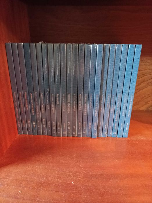 Coleção completa de 22 livros sobre "Batalhas da História de Portugal"