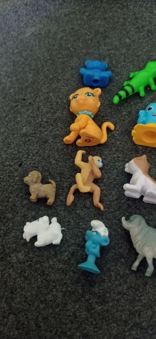Figurki zwierzęta zabawki kinder