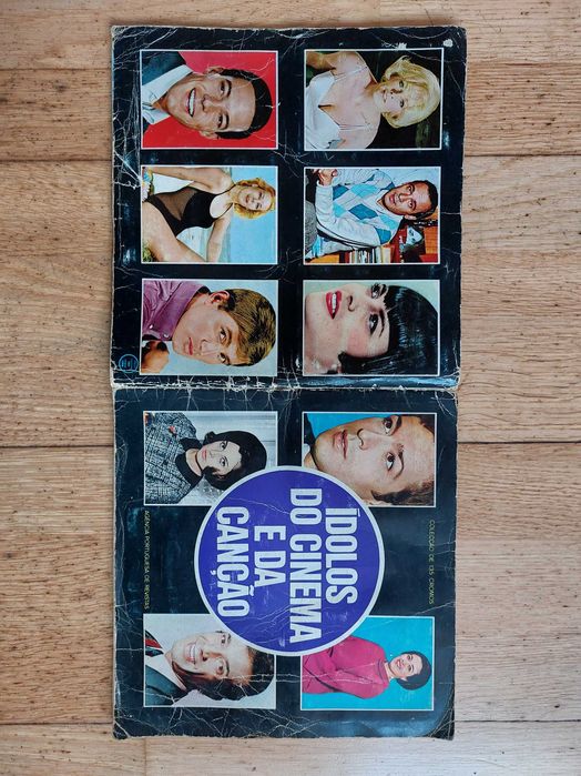 Caderneta de cromos "Ídolos do cinema e da canção - 1969" - Completa