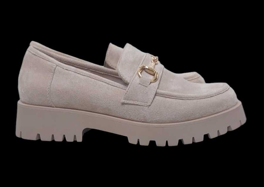 Beżowe buty mokasyny na platformie, R. 40