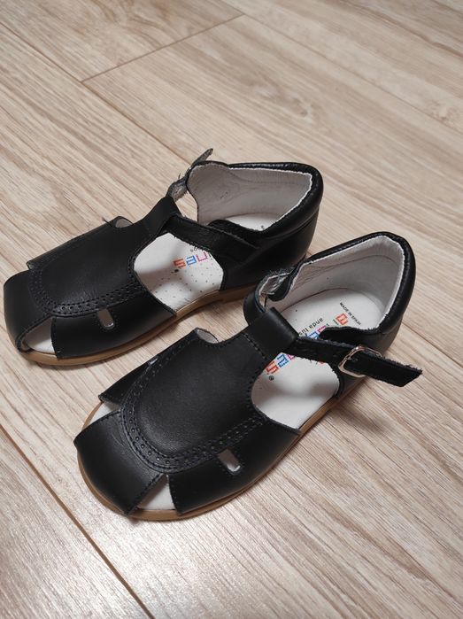 Нові! Оригінальні босоніжки andanines 25 розмір