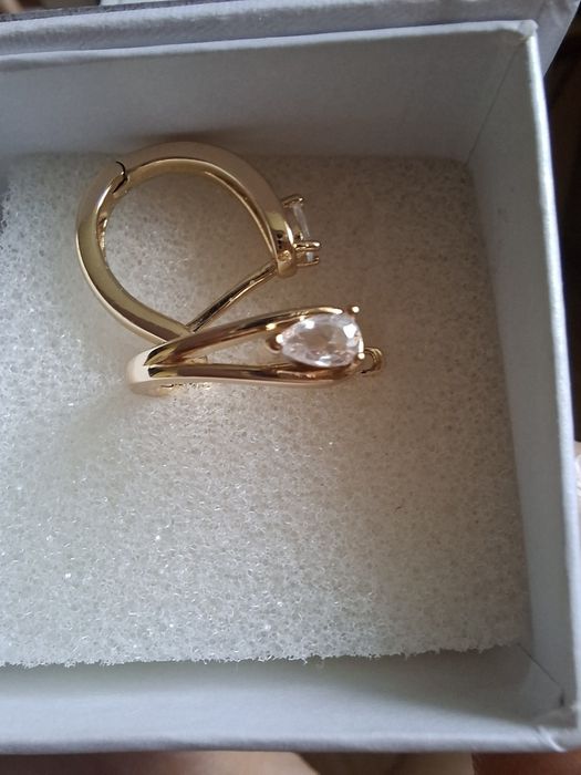 Kolczyki z synetycznrj cykorii