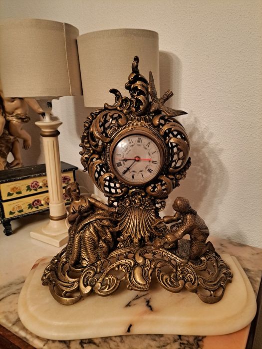 Vintage Relógio de mesa francês Estilo Rococó