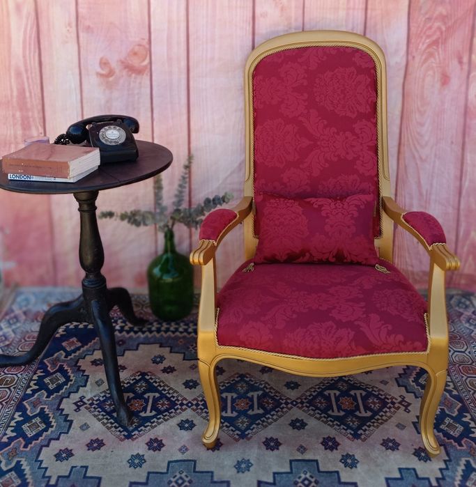 Cadeirão do Rei peça única