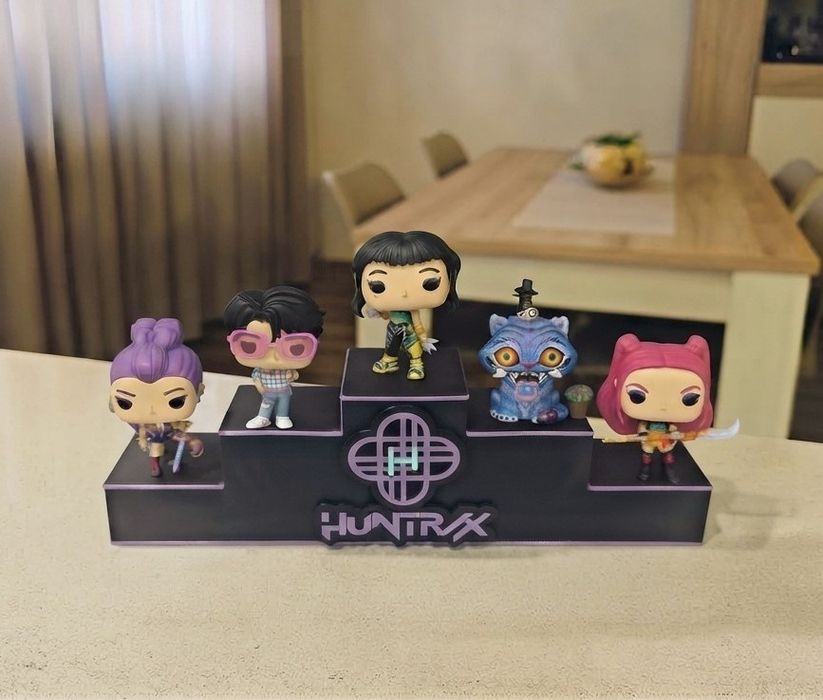 Expositor K-Pop Demon Hunters Funko Pop! 10cm