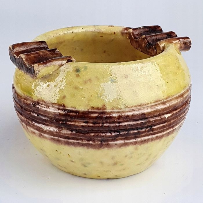 Stara Ceramiczna Popielniczka