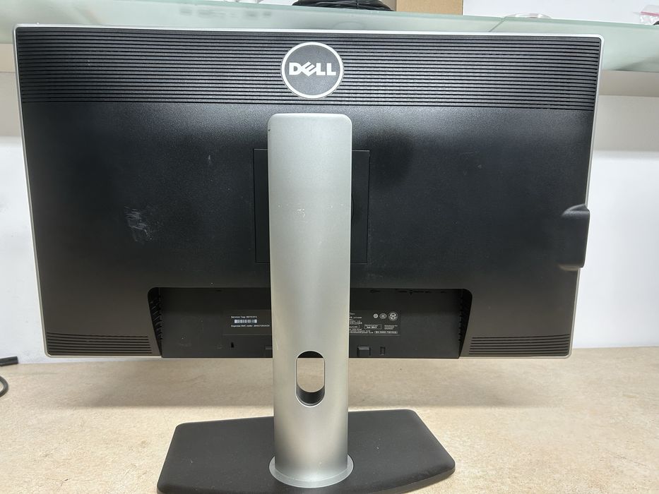Monitor biznesowy DELL 27 cali U2713HMt