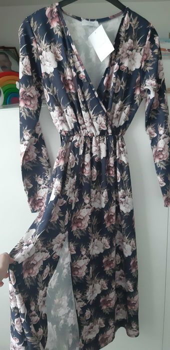 Sukienka Varlesca granatowa kwiaty rozm 34/36 midi
