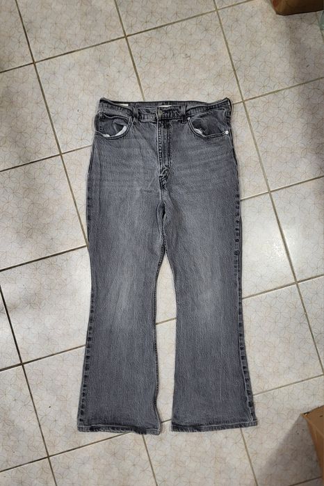 Levis flared jeans