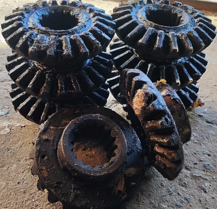 ЗІЛ, ГАЗ - Шестерня, вал, підшипник