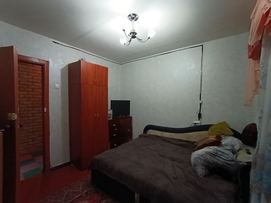 Квартира прос.Миру, 3-кімнатна, світло не вимикають