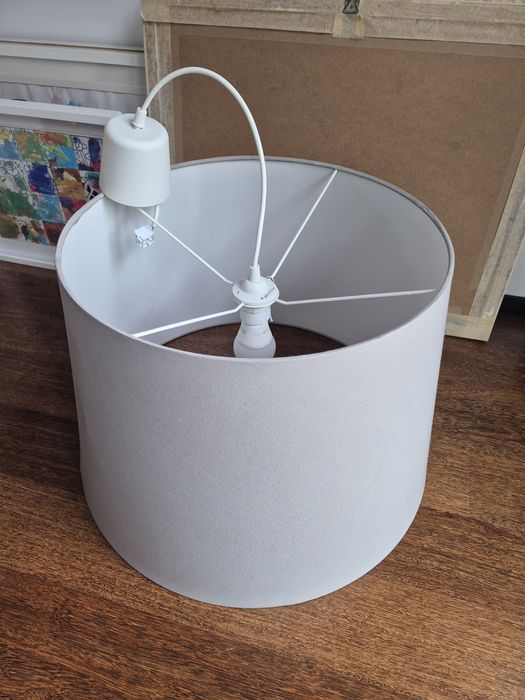 Candeeiro e abajur ikea com lâmpada led