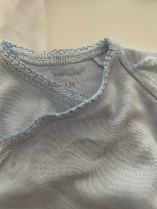 4 bodies bebé tamanho 1