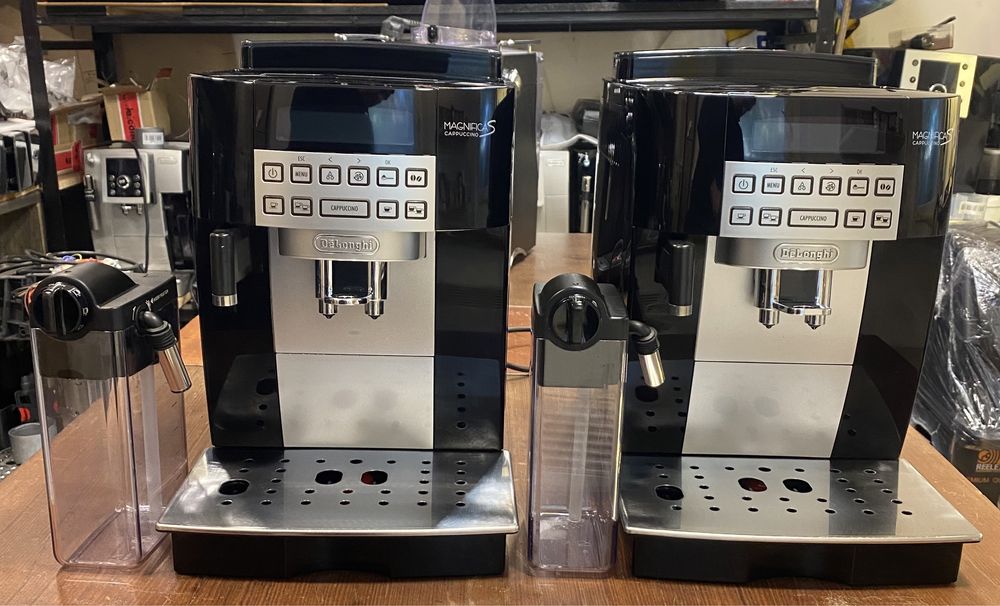 Кофемашина Delonghi Capuccino с молочником