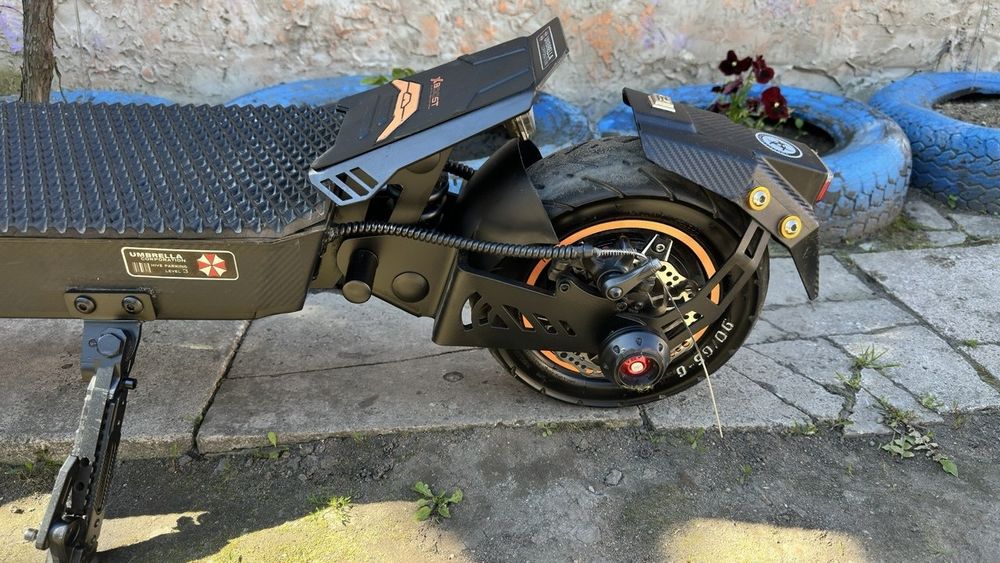 Электросамокат Xboost 005  1500W 60v