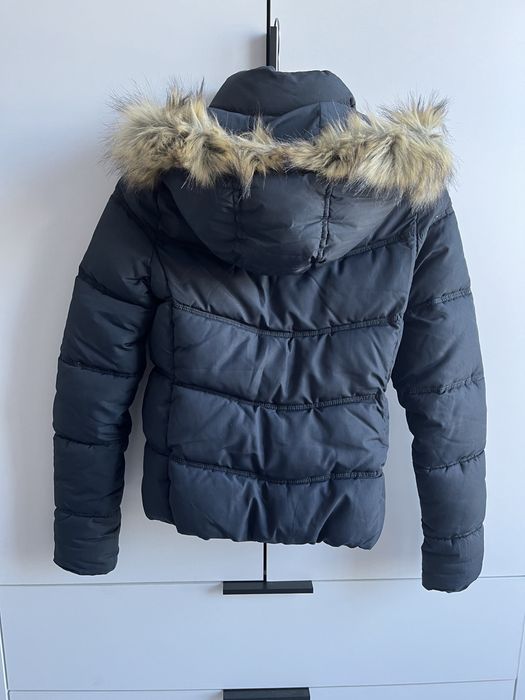 Зимова жіноча куртка Bershka XS