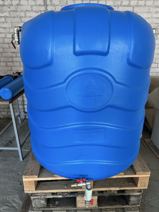 Ємність для рідин на 1000 л Litolan 3 шарова