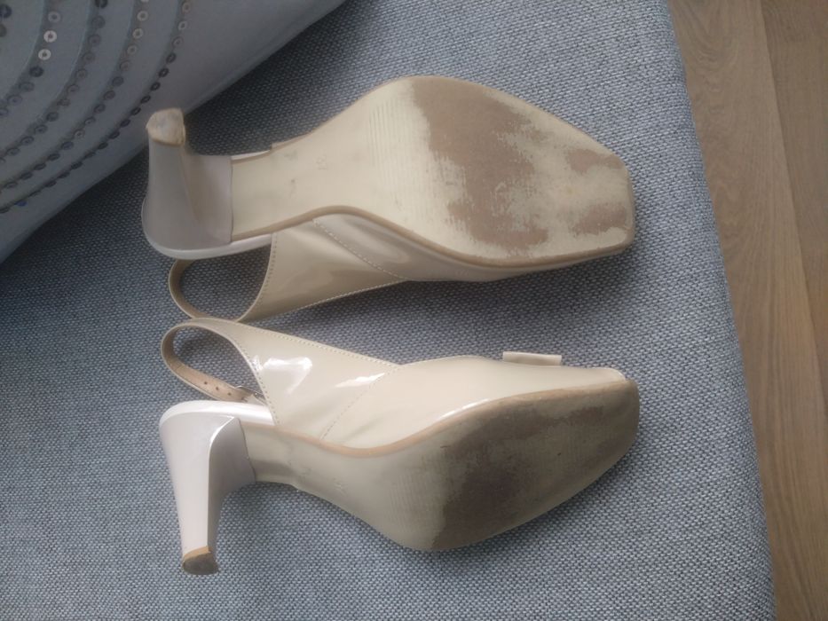 Buty Romaniak na obcasie 37
