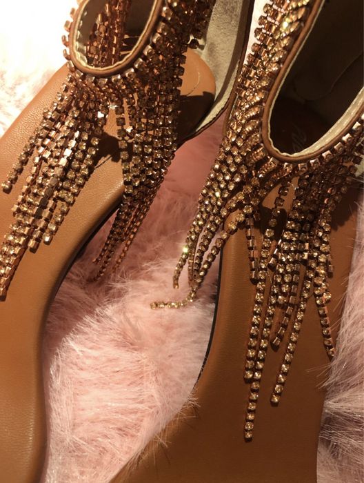 Sandalias salto alto com strass tmn 39 novos