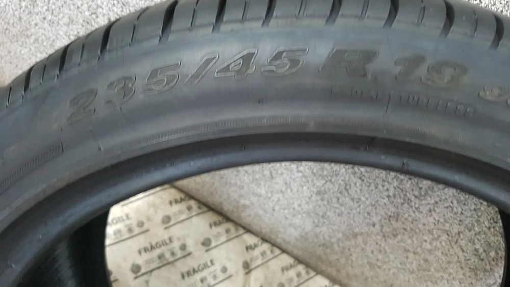 porelli pzero rosso 235/45r19   235/45/19