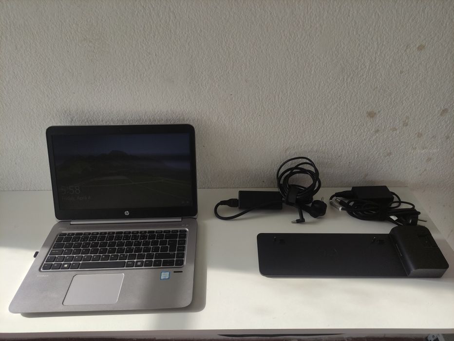 HP Elitebook Folio 1040 G3 + Docking station