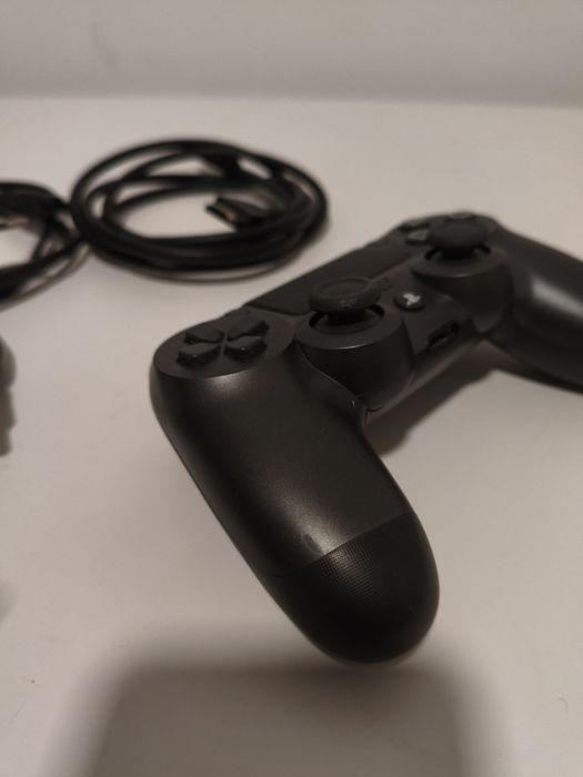 PlayStation 4 1tb edição days of play