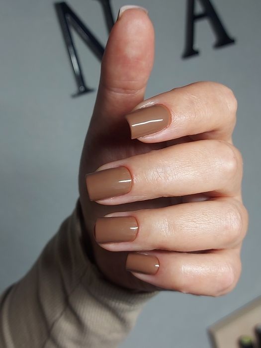 Маникюр и педикюр