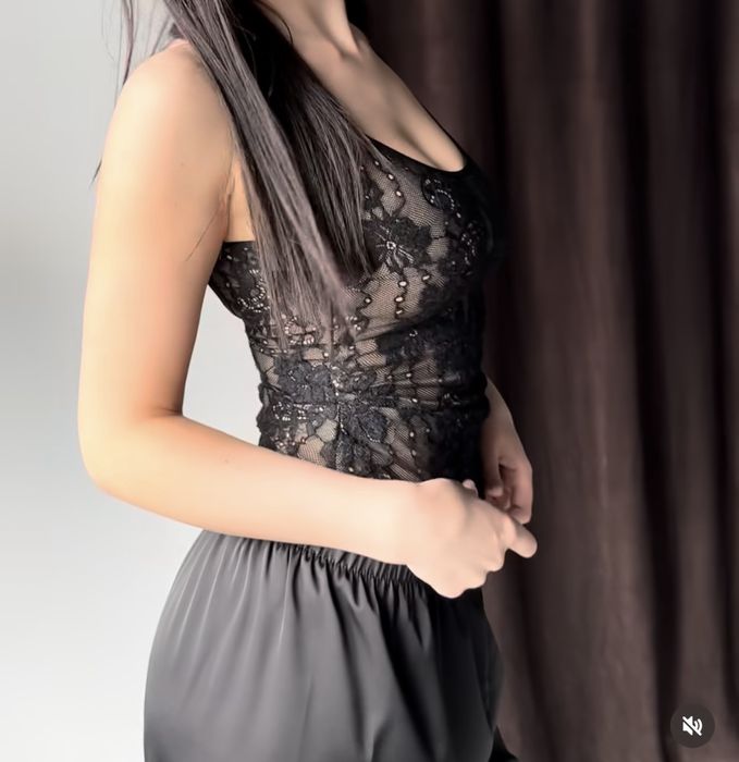 Кружевной топ черный