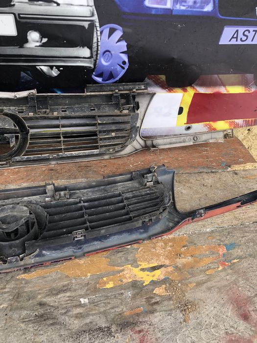 Решітка опель астра ф