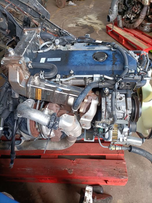 Motor Isuzu 5200 (4hk1)