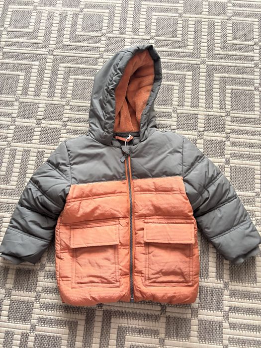 Куртки та комбінезони для малечі